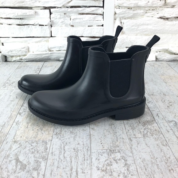 Madewell Shoes - Madewell The Chelsea Black Rubber Heeled Rain Boot